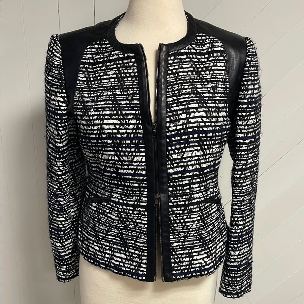 Aquilano Rimondi (Italy) Black & White Leather Shoulder & Tweed Suit Jacket SZ 8